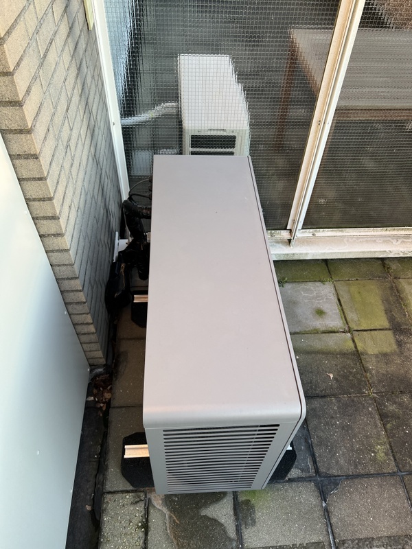 Afbeeldingslocatie: https://tweakers.net/i/eVkb4wDoO-FOi4i-e-8mFNUdKnY=/x800/filters:strip_icc():strip_exif()/f/image/Io9vUDeiSG7VsbZbkxueix08.jpg?f=fotoalbum_large