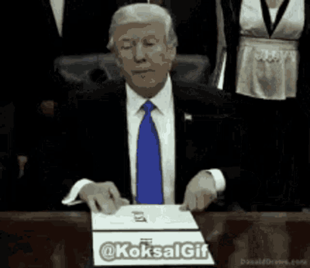 Afbeeldingslocatie: https://tweakers.net/i/eYGNqRD-2LeQdWR5zGn5HYzTRmI=/fit-in/4000x4000/filters:no_upscale():gifsicle():strip_exif()/f/image/6Ar3pZ7ubyHwBrrtK7SDCLlj.gif?f=user_large