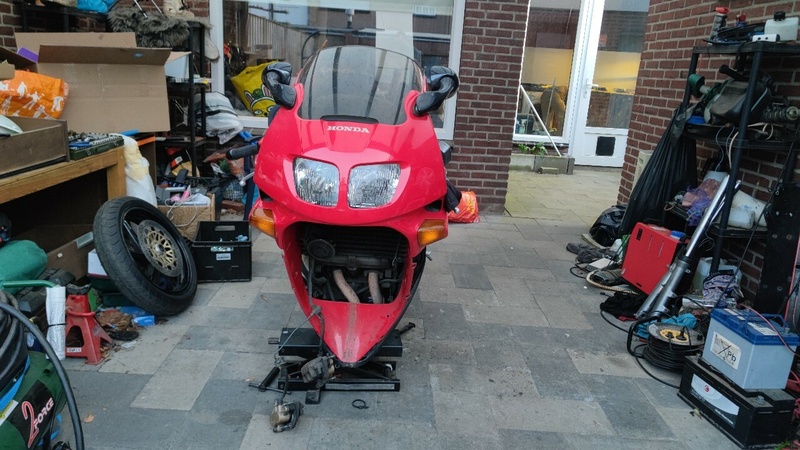 Afbeeldingslocatie: https://tweakers.net/i/earP9_W0KyvpFEuENfn5r81Bp0s=/800x/filters:strip_icc():strip_exif()/f/image/dgqPdhEVvVkm8Xoz8cfc3GTY.jpg?f=fotoalbum_large