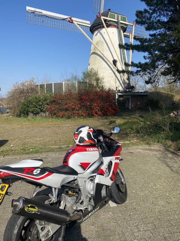 Afbeeldingslocatie: https://tweakers.net/i/edMhHe7HF5jBgTkOG1m5WP3lu-U=/x800/filters:strip_icc():strip_exif()/f/image/qleb6SWvKzZfjlVFh4JU9Rdr.jpg?f=fotoalbum_large