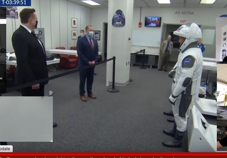 Afbeeldingslocatie: https://tweakers.net/i/edUjrL1VDIJqHpJ-McnP6V1A_Ps=/full-fit-in/4920x3264/filters:max_bytes(3145728):no_upscale():strip_icc():fill(white):strip_exif()/f/image/0KCMNlW8srGDZixVUvM5c2zC.jpg?f=user_large