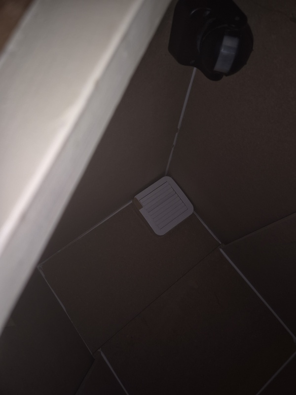 Afbeeldingslocatie: https://tweakers.net/i/efUwSENqC78r9oY0zJ9twaze5fI=/x800/filters:strip_icc():strip_exif()/f/image/lfAY2N9ffS5xhDlgz1pGI1PR.jpg?f=fotoalbum_large