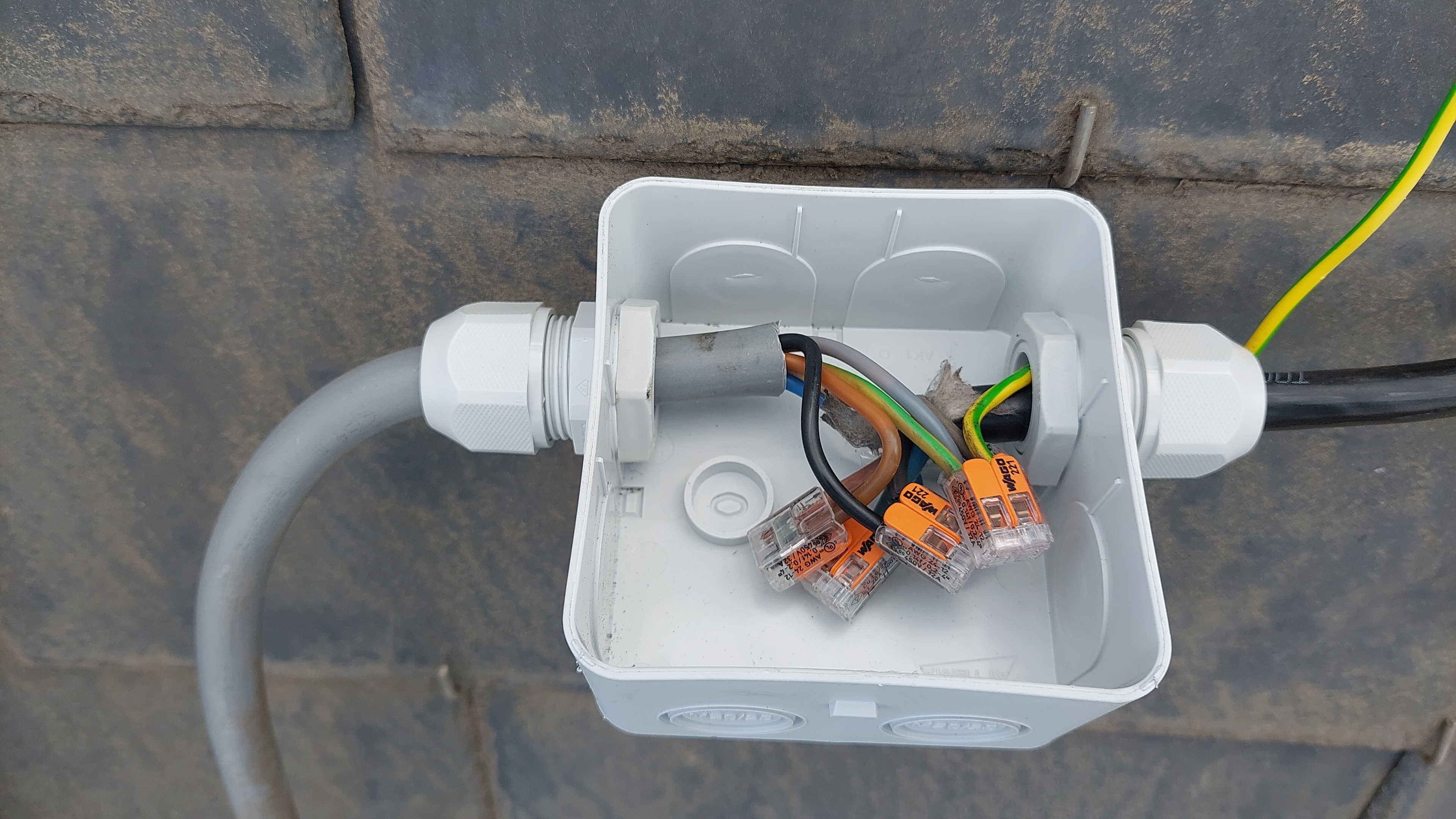 Afbeeldingslocatie: https://tweakers.net/i/egAr5ejqQ-PDYF_jSwrXobvTAPU=/fit-in/4920x3264/filters:max_bytes(3145728):no_upscale():strip_icc():strip_exif()/f/image/pjmLgSteSDNuH3ufmenVpoWj.jpg?f=user_large