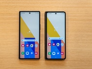 Samsung Galaxy Z Fold6 (links) en Z Fold5