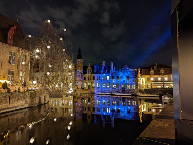 Afbeeldingslocatie: https://tweakers.net/i/erC5db794nOt4hkbSIXPn7f-j-g=/800x/filters:strip_icc():strip_exif()/f/image/VagfXo61msErGElSuOS3jcow.jpg?f=fotoalbum_large
