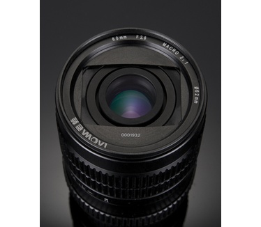 Laowa 60mm f/2.8 2X Ultra Macro