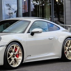 Afbeeldingslocatie: https://tweakers.net/i/eyjkzQFjDFaWuR2nhERsWyCc5aw=/232x232/filters:strip_icc():strip_exif()/f/image/Vtho6IX1T2BGTCl4Zob2gJXO.jpg?f=fotoalbum_tile