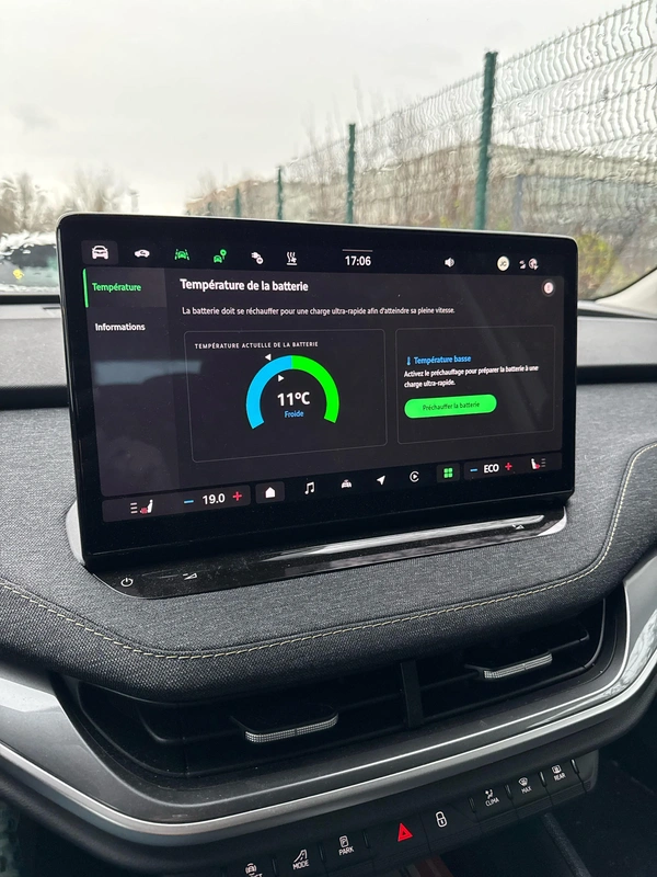 Afbeeldingslocatie: https://tweakers.net/i/eyopwMAmTH26X2lToWKKSMfLm_U=/x800/filters:strip_exif()/f/image/zFRvL5mw0q7MoAUVae5j37mZ.webp?f=fotoalbum_large