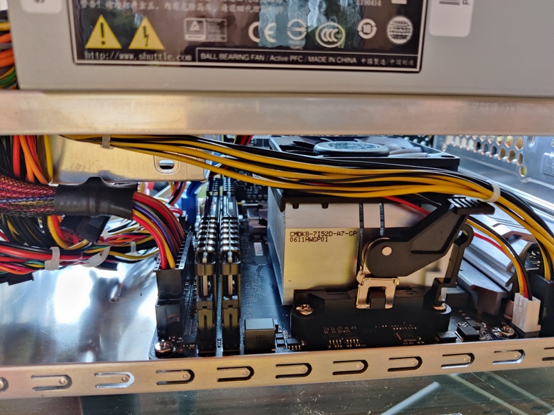 Afbeeldingslocatie: https://tweakers.net/i/f52sQ6EjE_z2qtuPVRI1YTqE8rM=/800x/filters:strip_icc():strip_exif()/f/image/R8TVDWbPcH99gTnTAf1h1BRG.jpg?f=fotoalbum_large