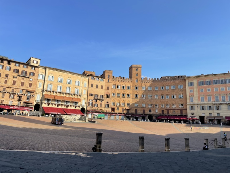 Afbeeldingslocatie: https://tweakers.net/i/f6n0PRUymbri2l7LFrXGQbEeyfQ=/800x/filters:strip_icc():strip_exif()/f/image/yCjcj7NVXnF05ryFKS0PQySw.jpg?f=fotoalbum_large