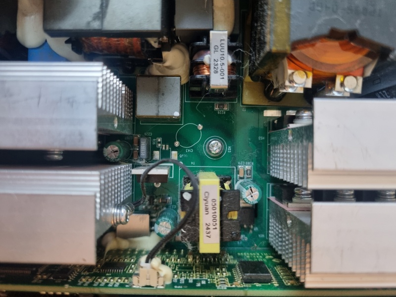 Afbeeldingslocatie: https://tweakers.net/i/f7LCrWmFYZNSek9kc9v7X8DzAqI=/800x/filters:strip_icc():strip_exif()/f/image/1i6tBeA196NLC94Wpw3ShK2a.jpg?f=fotoalbum_large