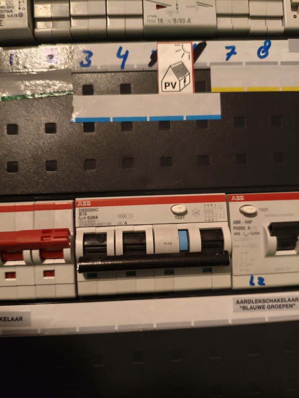 Afbeeldingslocatie: https://tweakers.net/i/f8INAdZovW6inMoY9iKr81AHr2U=/x800/filters:strip_icc():strip_exif()/f/image/0maPyYOSpHwP3PgqyWIWNVN0.jpg?f=fotoalbum_large