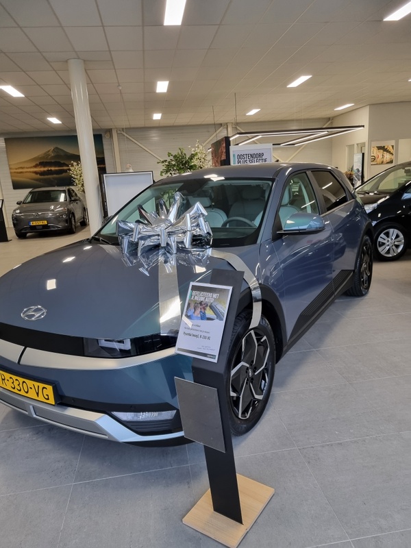 Afbeeldingslocatie: https://tweakers.net/i/f8bjWo8xwuRs9pDgpnsoo1jMuSo=/x800/filters:strip_icc():strip_exif()/f/image/2eUmSqno5YXSjQnFweZQGcjz.jpg?f=fotoalbum_large