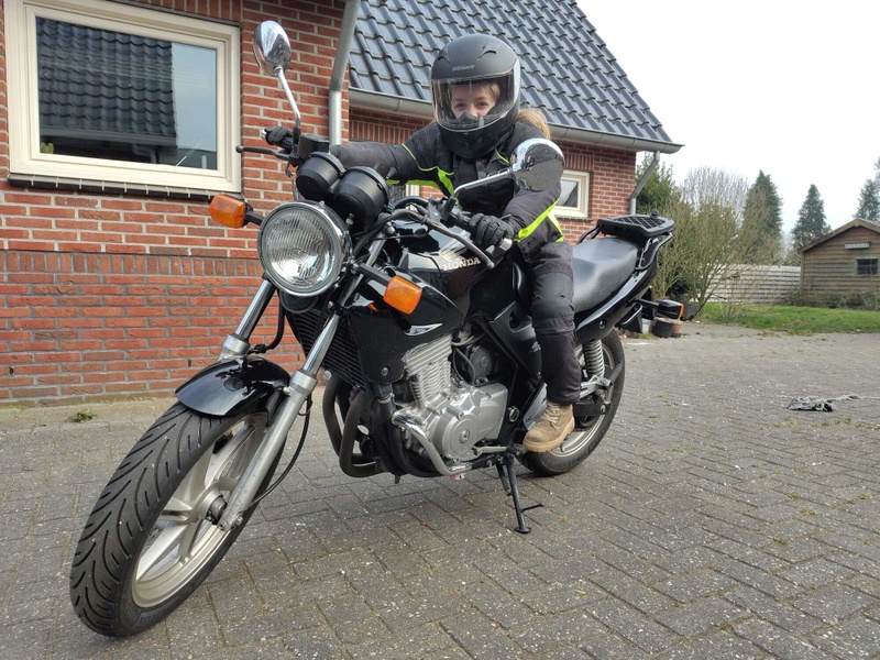 Afbeeldingslocatie: https://tweakers.net/i/fCsPAPPgR1dzwqd-Ise6TXTloMY=/800x/filters:strip_icc():strip_exif()/f/image/kORckDzkDAh4faLqFmJwcPz6.jpg?f=fotoalbum_large