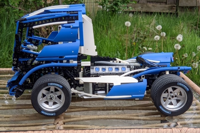 Afbeeldingslocatie: https://tweakers.net/i/fGE-bKRBFG_9r7CFfUMbvM1mjLE=/full-fit-in/4920x3264/filters:max_bytes(3145728):no_upscale():strip_icc():fill(white):strip_exif()/f/image/UTmgnC8YeGFNFLuBvYR0kyWX.jpg?f=user_large