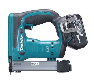 Makita DST221Z