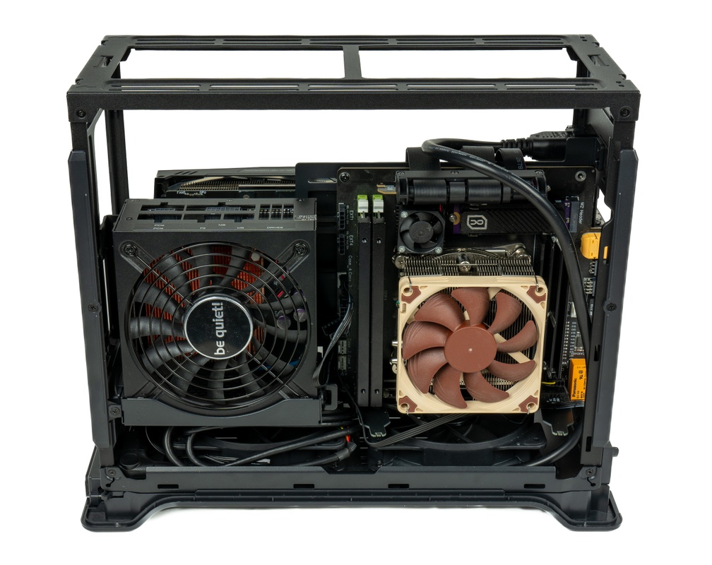 Gamers Nexus Fractal Era Build Fractal Era Review Als Je Van MITX