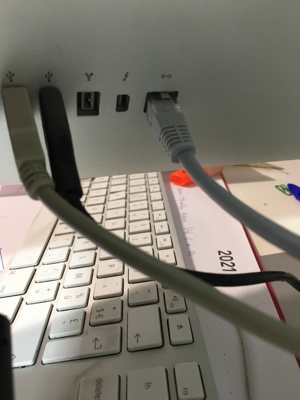 Afbeeldingslocatie: https://tweakers.net/i/fIbfeo4qLdKd9rwJ9BDmpG3IiIY=/x800/filters:strip_icc():strip_exif()/f/image/3qZI2DJ6WYxfQemsfl7m1gZ0.jpg?f=fotoalbum_large