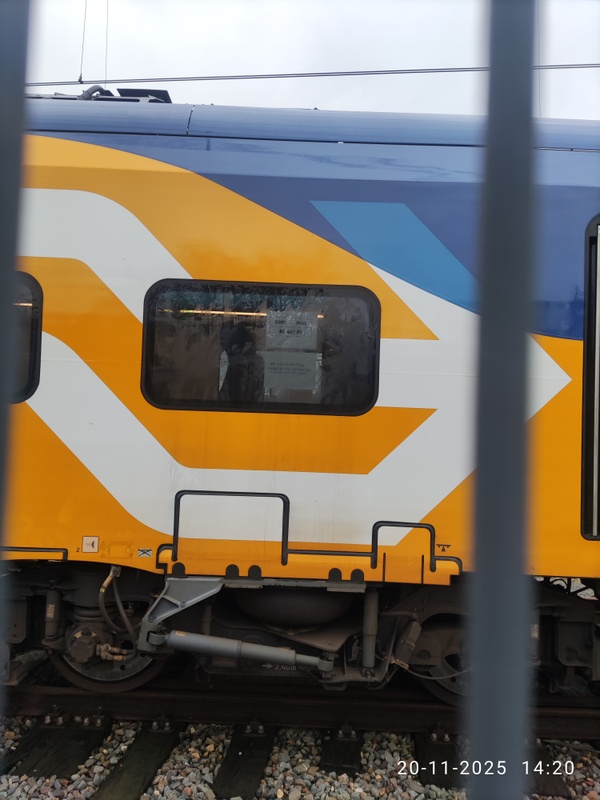 Afbeeldingslocatie: https://tweakers.net/i/fJD4MJ9_PtnTFRBWkPyGviJ7t34=/x800/filters:strip_icc():strip_exif()/f/image/bwl2xzeX5nPBbMlbFLzPHI4H.jpg?f=fotoalbum_large