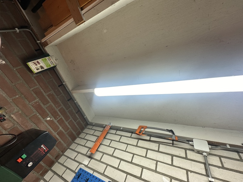 Afbeeldingslocatie: https://tweakers.net/i/fJfIsXB0W3dgKe_FUW9ETDhr9ME=/800x/filters:strip_icc():strip_exif()/f/image/RhaPrQcoPW6h1Oyzl1HxXYBR.jpg?f=fotoalbum_large