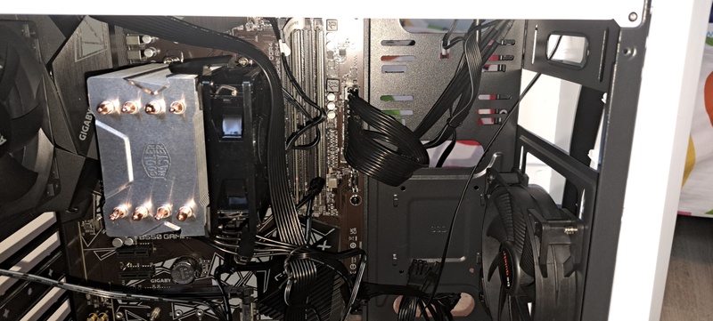 Afbeeldingslocatie: https://tweakers.net/i/fOa6_pGfVeAkWCtc6O3irZGFRJQ=/800x/filters:strip_icc():strip_exif()/f/image/mTFEHum7uFQz5UV4ujqc6W41.jpg?f=fotoalbum_large