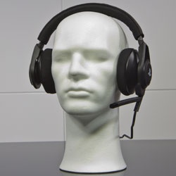 PlayStation 4 headsets - Plantronics Rig