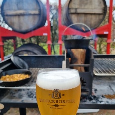 Afbeeldingslocatie: https://tweakers.net/i/fT56IsdN8Snxgj4iSB24WyBbNnk=/232x232/filters:strip_icc():strip_exif()/f/image/MCkacvUIxqm9vhuyw3ACP5P9.jpg?f=fotoalbum_tile