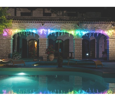 Twinkly Kerst ijspegelverlichting 190 lampjes RGB voor binnen en buiten