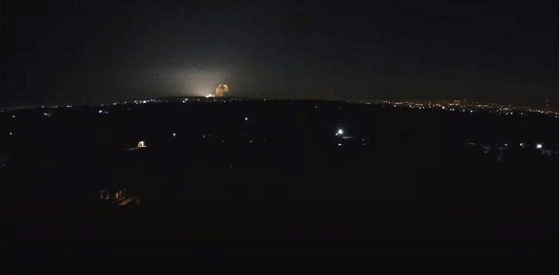 Afbeeldingslocatie: https://tweakers.net/i/fX8pYZ-uGJkh1DPw87c99DCvu-w=/800x/filters:strip_icc():strip_exif()/f/image/6C9nf7N4k51y2QYcmIK2UIyH.jpg?f=fotoalbum_large