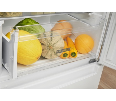 Whirlpool W5 821E W 2