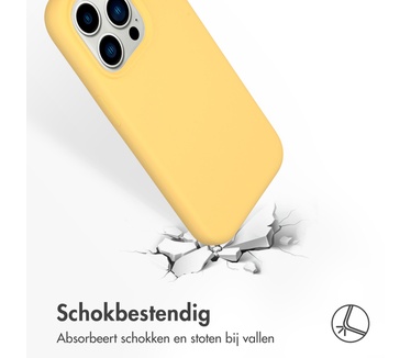Accezz Liquid Silicone Backcover met MagSafe iPhone 14 Pro - Geel