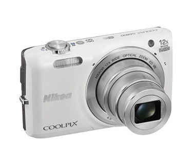 Nikon Coolpix S6800 + tasje + 8GB SDHC kaart Wit