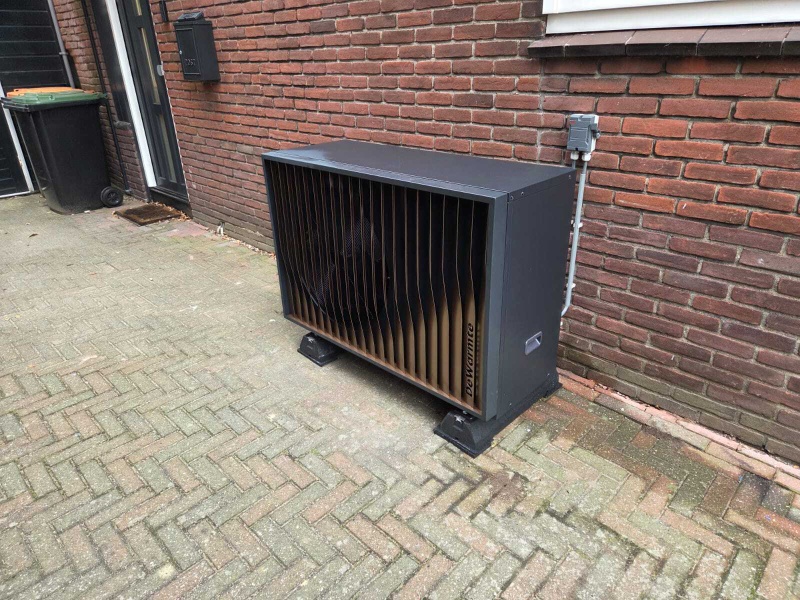 Afbeeldingslocatie: https://tweakers.net/i/f_sPI-is5LOXfOmVLLjrsu1uKOA=/800x/filters:strip_icc():strip_exif()/f/image/rwk2w796HYyYsrRoGfR0Dggi.jpg?f=fotoalbum_large