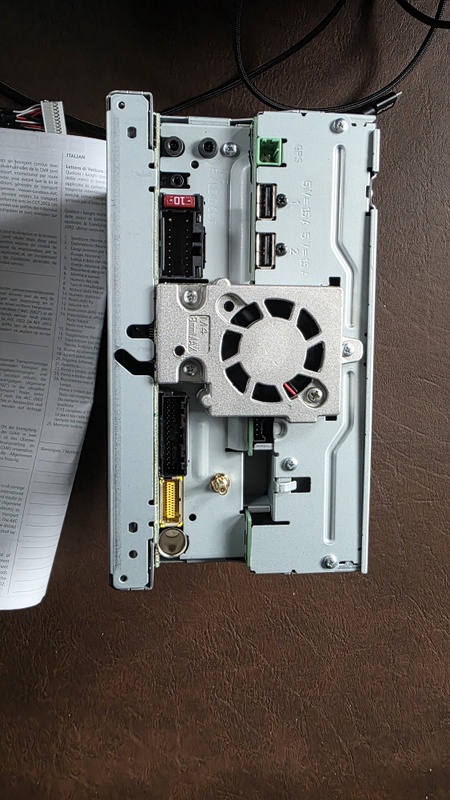 Afbeeldingslocatie: https://tweakers.net/i/fchj-X0M120ANN1x30M0rjxPoTo=/x800/filters:strip_icc():strip_exif()/f/image/VIrWuRlccBInf1kux3AhMwvj.jpg?f=fotoalbum_large