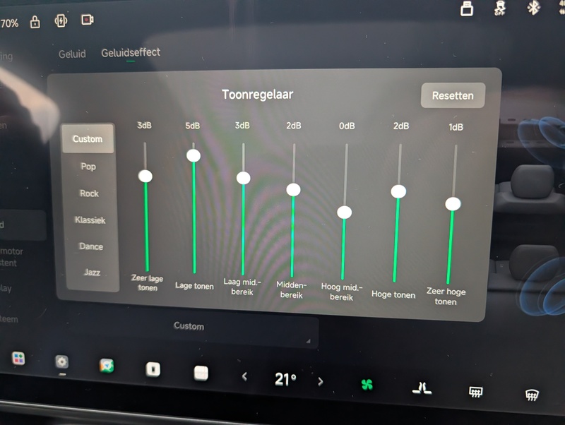 Afbeeldingslocatie: https://tweakers.net/i/fdLGHGZR2xOuYE82G12Ye1ZJ3fs=/800x/filters:strip_icc():strip_exif()/f/image/zRfLANwKMroHnNUctjje9BKm.jpg?f=fotoalbum_large