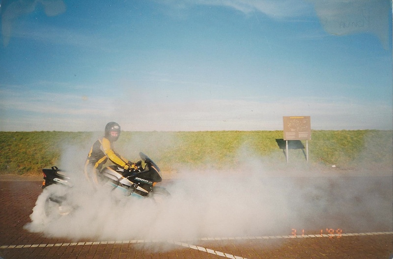 Afbeeldingslocatie: https://tweakers.net/i/feDE33bKL2N6GyM-4pa-uE27jKc=/800x/filters:strip_icc():strip_exif()/f/image/9PBsAUqSuIzBNSvevaic7Lj6.jpg?f=fotoalbum_large