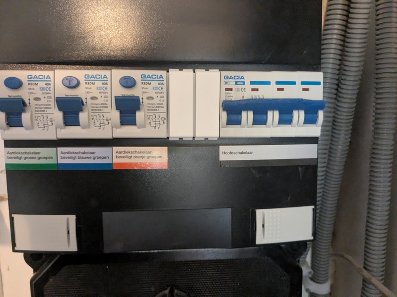 Afbeeldingslocatie: https://tweakers.net/i/ffGrXKQZE1qocS9hi0N0000Fzj0=/800x/filters:strip_icc():strip_exif()/f/image/IBx88hLoKhhMNj7LrEGP1Ozt.jpg?f=fotoalbum_large