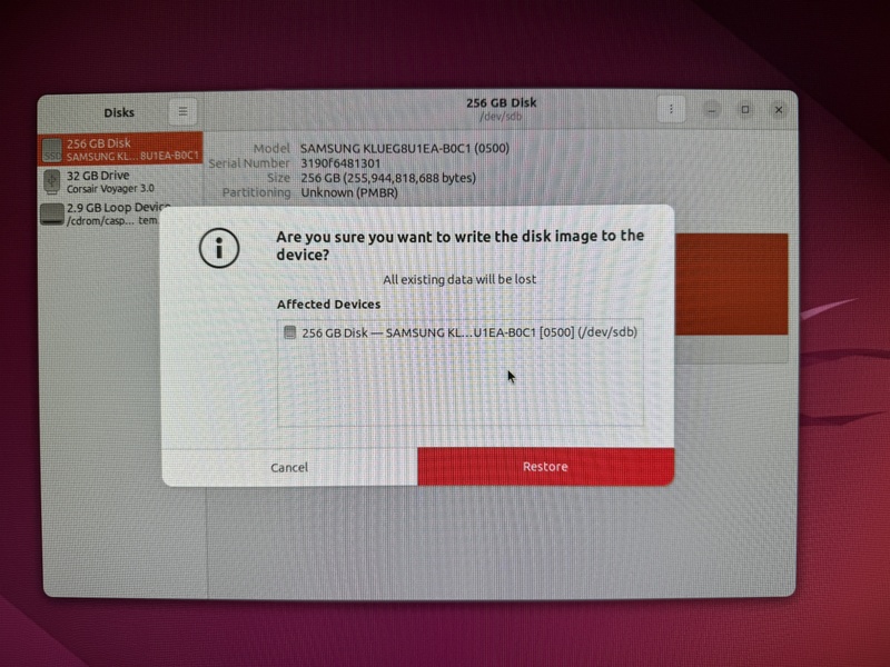 Afbeeldingslocatie: https://tweakers.net/i/fiL4tm6ZlKouZ3fFZmChszSEbuw=/800x/filters:strip_icc():strip_exif()/f/image/kASgpD44OvKPxvhBNMCWZpKO.jpg?f=fotoalbum_large