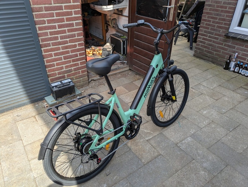 Afbeeldingslocatie: https://tweakers.net/i/fk4aLe02c7DUw0_dkqn7zOwzObw=/800x/filters:strip_icc():strip_exif()/f/image/dCupH4gfD99DAz8QgSky8bQ5.jpg?f=fotoalbum_large