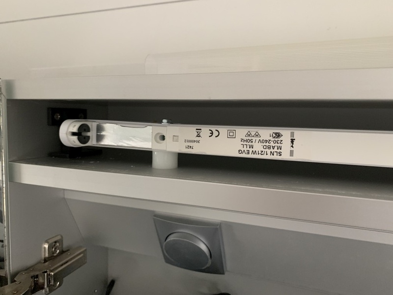 Afbeeldingslocatie: https://tweakers.net/i/fkO8m2Fvys9E5DuOPANLP-6rAPs=/800x/filters:strip_icc():strip_exif()/f/image/RfHRGUSBHyAP423VBferKJ6C.jpg?f=fotoalbum_large