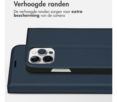 Accezz Premium Leather Slim Bookcase iPhone 12 (Pro) - Donkerblauw