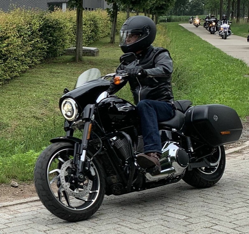 Afbeeldingslocatie: https://tweakers.net/i/fmBs5MOAbyjLT30sSO_KtskUJH4=/800x/filters:strip_icc():strip_exif()/f/image/zKoUqAJr7BokcXHRQZUhb6Wa.jpg?f=fotoalbum_large