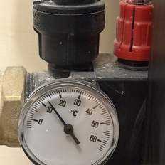 Afbeeldingslocatie: https://tweakers.net/i/fmX0S8yM3MVYpoQfrVcFWJF0b3s=/232x232/filters:strip_icc():strip_exif()/f/image/pgcUwkJse3GQOqOJXznjyiIg.jpg?f=fotoalbum_tile