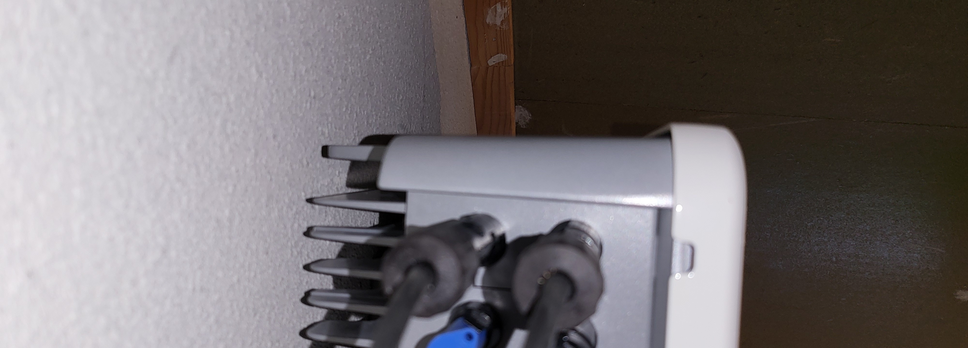 Afbeeldingslocatie: https://tweakers.net/i/fmc9wgd0JrlMV3sFXJtXdtEL27M=/full-fit-in/4920x3264/filters:max_bytes(3145728):no_upscale():strip_icc():fill(white):strip_exif()/f/image/o5PyaQxc7zmqvQOG1vMV48Eq.jpg?f=user_large