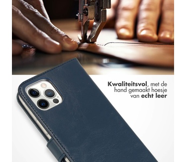 Selencia Echt Lederen Bookcase iPhone 12 (Pro) - Blauw