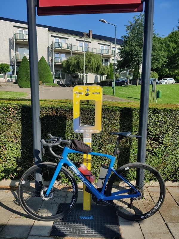 Afbeeldingslocatie: https://tweakers.net/i/ftgYjYi00C0tQIBESoT0O9Euw4Y=/full-fit-in/4920x3264/filters:max_bytes(3145728):no_upscale():strip_icc():fill(white):strip_exif()/f/image/pE2m3bhkYhEQLCrlFamiT9co.jpg?f=user_large