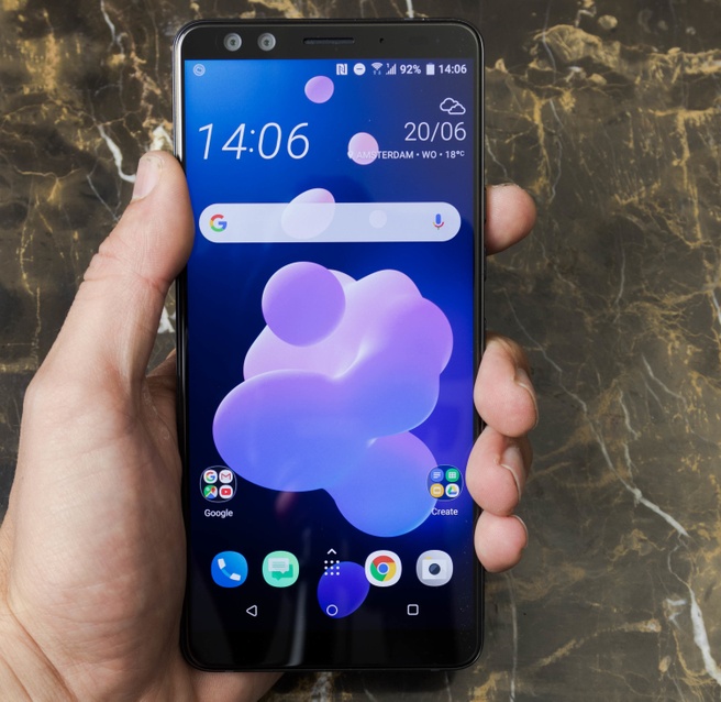 HTC U12+