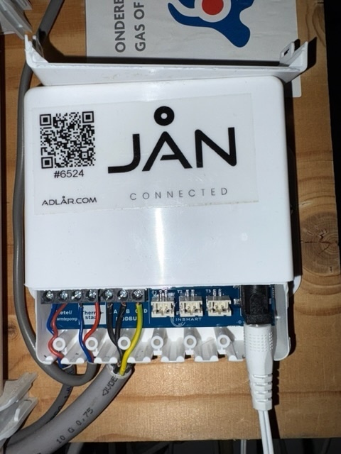 Afbeeldingslocatie: https://tweakers.net/i/fwrzsWTnrdS0aHmLtqx4yl_xqKc=/fit-in/4920x3264/filters:max_bytes(3145728):no_upscale():strip_icc():strip_exif()/f/image/LM80MB2IE8ckTZDPBHwUA911.jpg?f=user_large