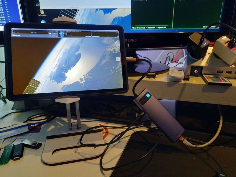 Afbeeldingslocatie: https://tweakers.net/i/g1NlyimVajVvuMi3tyIKevZZzIg=/800x/filters:strip_icc():strip_exif()/f/image/wX1z0WbP5WgVSve1A5MAhjkD.jpg?f=fotoalbum_large