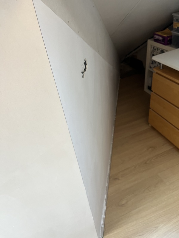 Afbeeldingslocatie: https://tweakers.net/i/g9P6umEx1aK2srNn4RDkzpdz_mo=/x800/filters:strip_icc():strip_exif()/f/image/TsIbEkCDarM9Qan51ft5bojD.jpg?f=fotoalbum_large